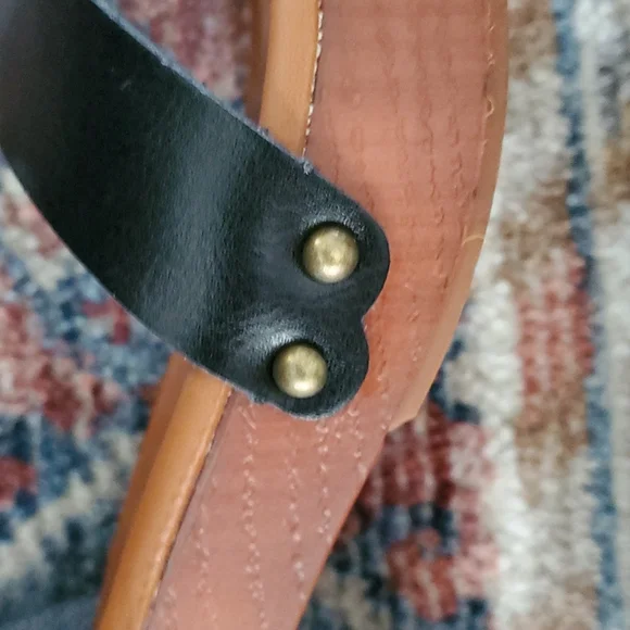 Cushionaire Platform Sandals - Picture 4 of 7